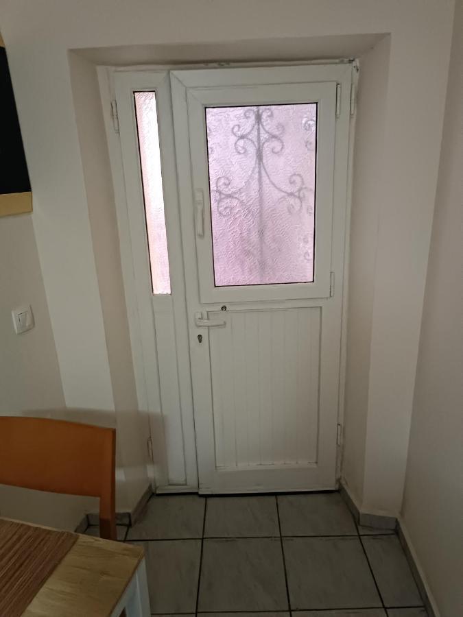 Two-Storey Maisonette Next To The Port Mantouki Экстерьер фото